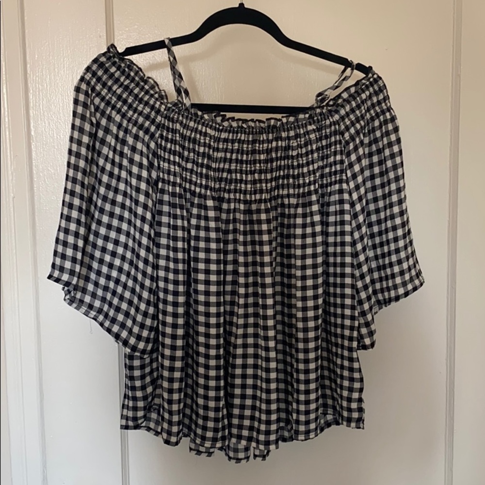 Black and white checkered top
